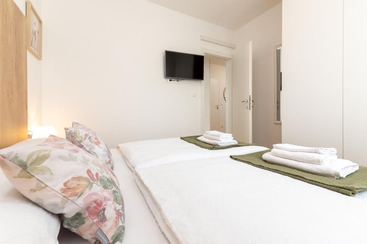 Apartment Bellezza Trogir Exterior foto